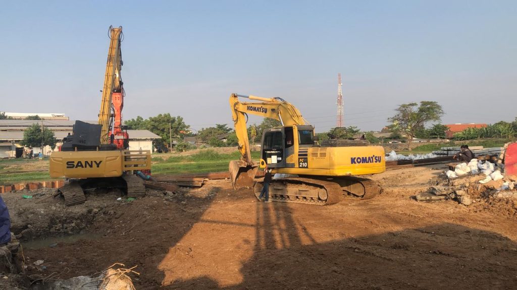sewa excavator samarinda