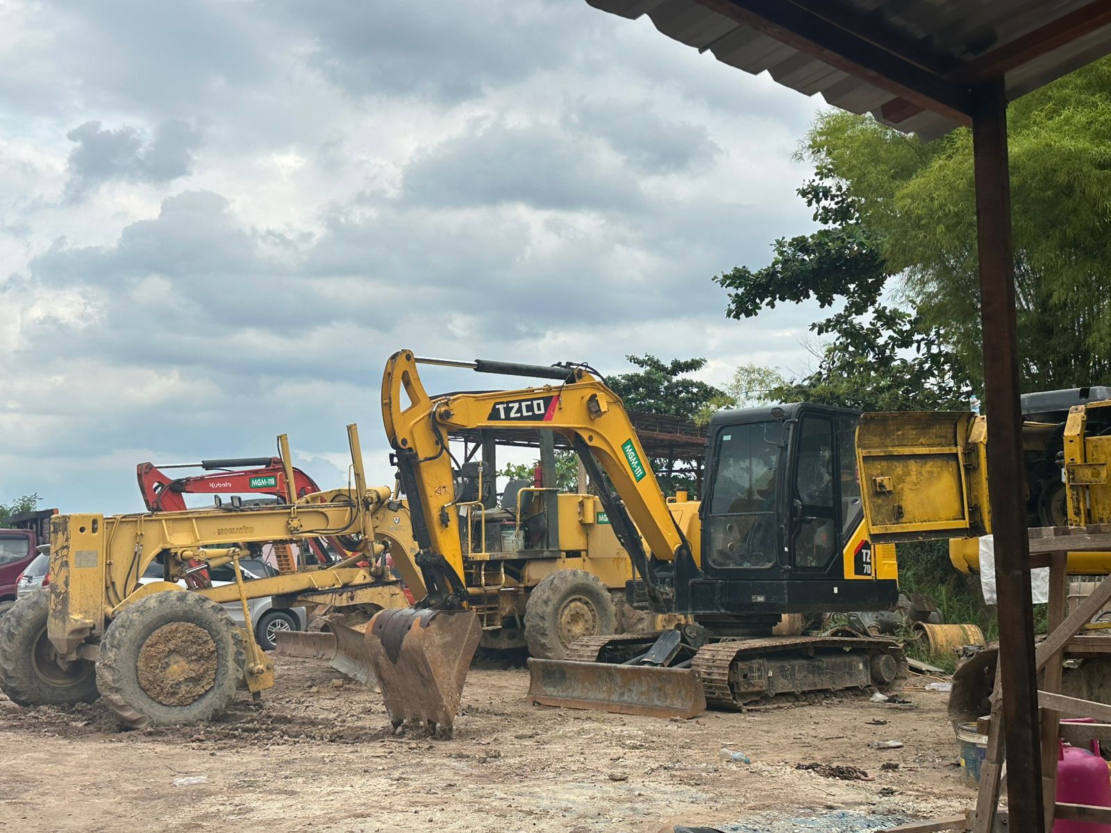 harga sewa excavator harian di samarinda